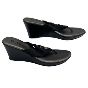 White Mountain Womens Size 7 Black Wedge Sandals With Rhinestone Accents